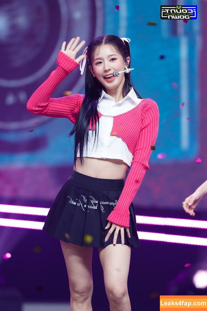WomenK-pop /  leaked photo photo #0491