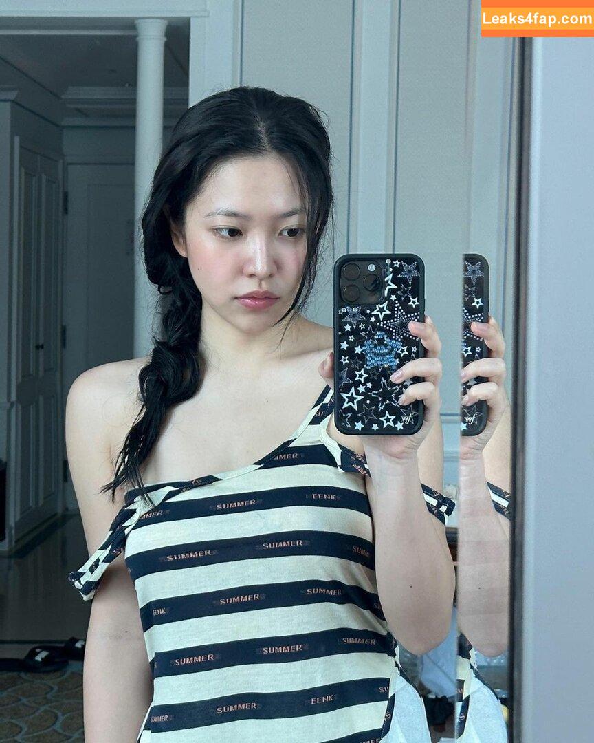 WomenK-pop /  leaked photo photo #0504