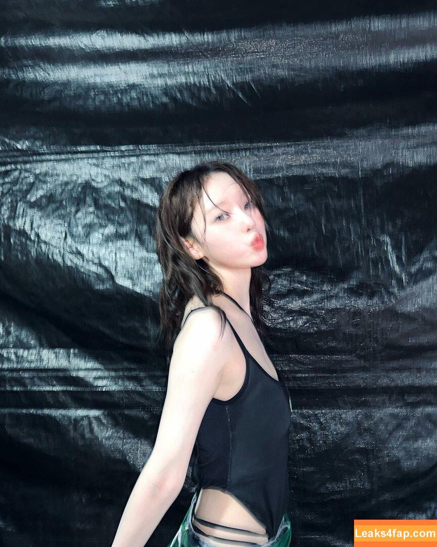 WomenK-pop /  leaked photo photo #0506