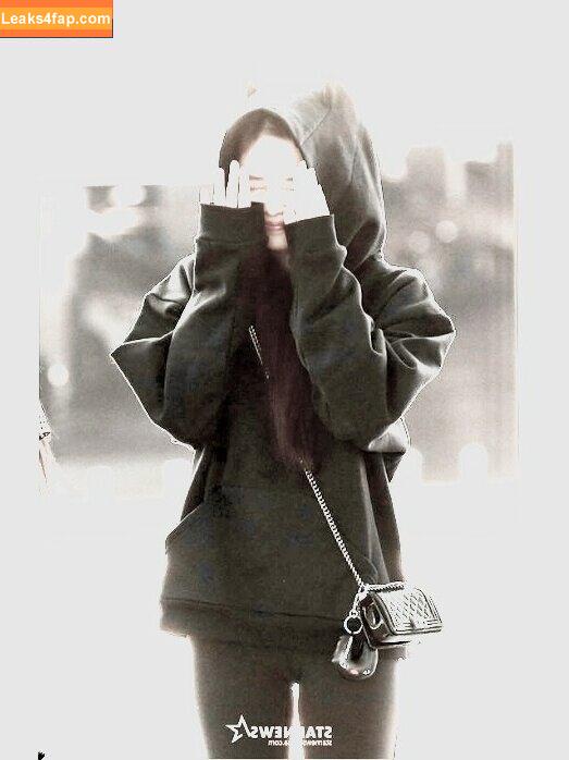 WomenK-pop /  leaked photo photo #0511