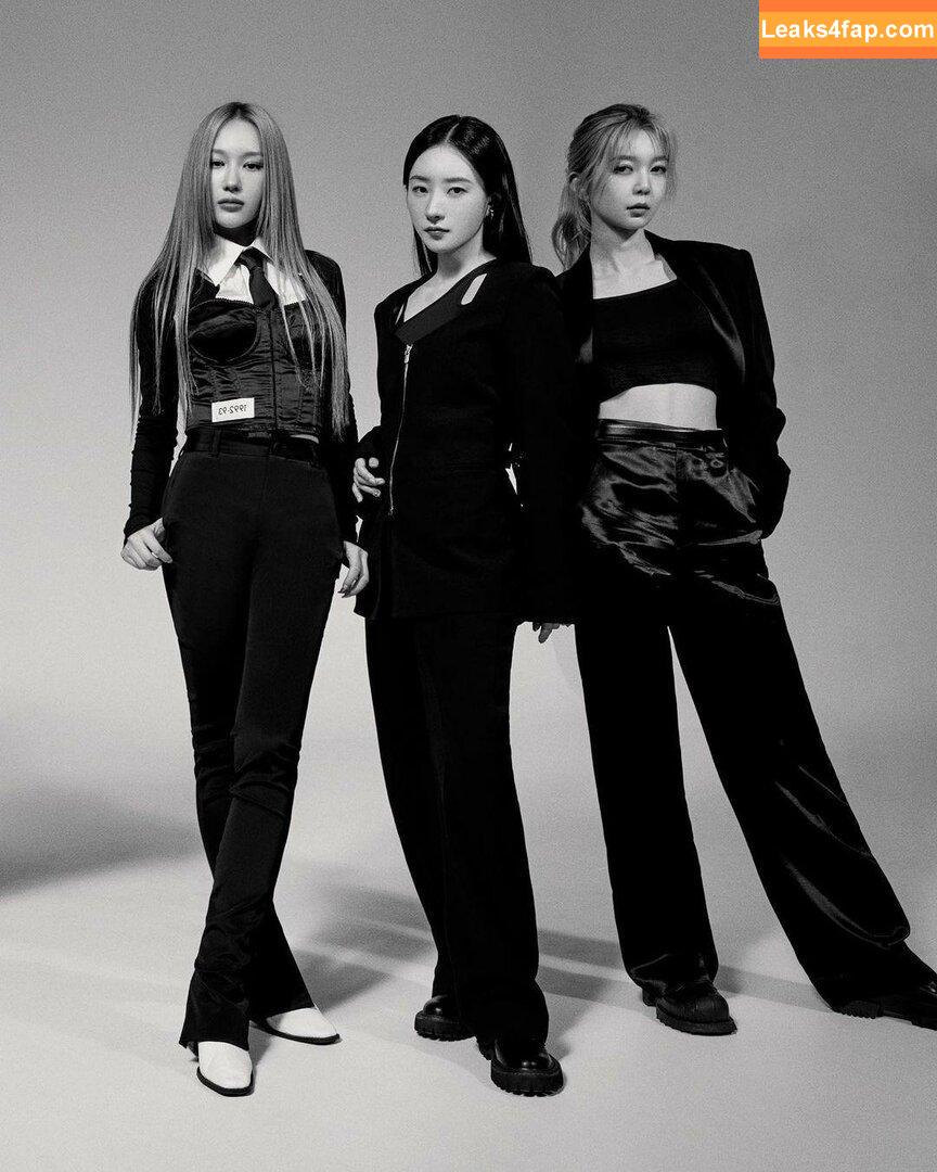 WomenK-pop /  leaked photo photo #0532