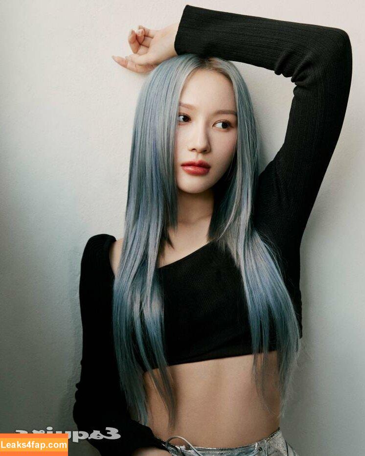 WomenK-pop /  leaked photo photo #0536