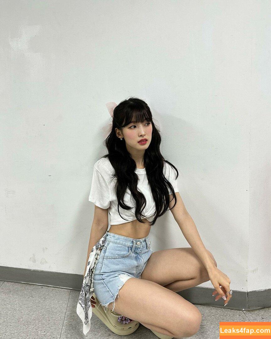 WomenK-pop /  leaked photo photo #0585