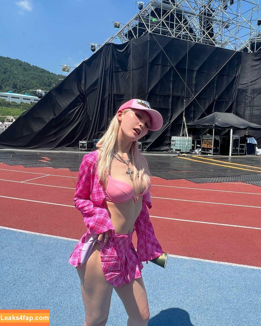 WomenK-pop /  leaked photo photo #0602