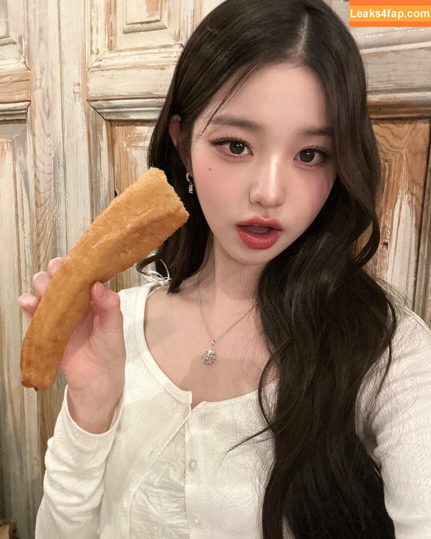 WomenK-pop /  leaked photo photo #0609