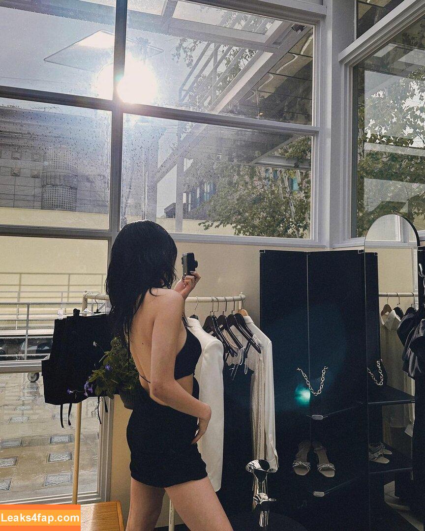 WomenK-pop /  leaked photo photo #0613