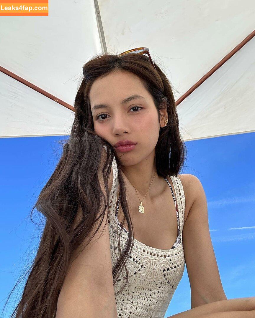 WomenK-pop /  leaked photo photo #0630