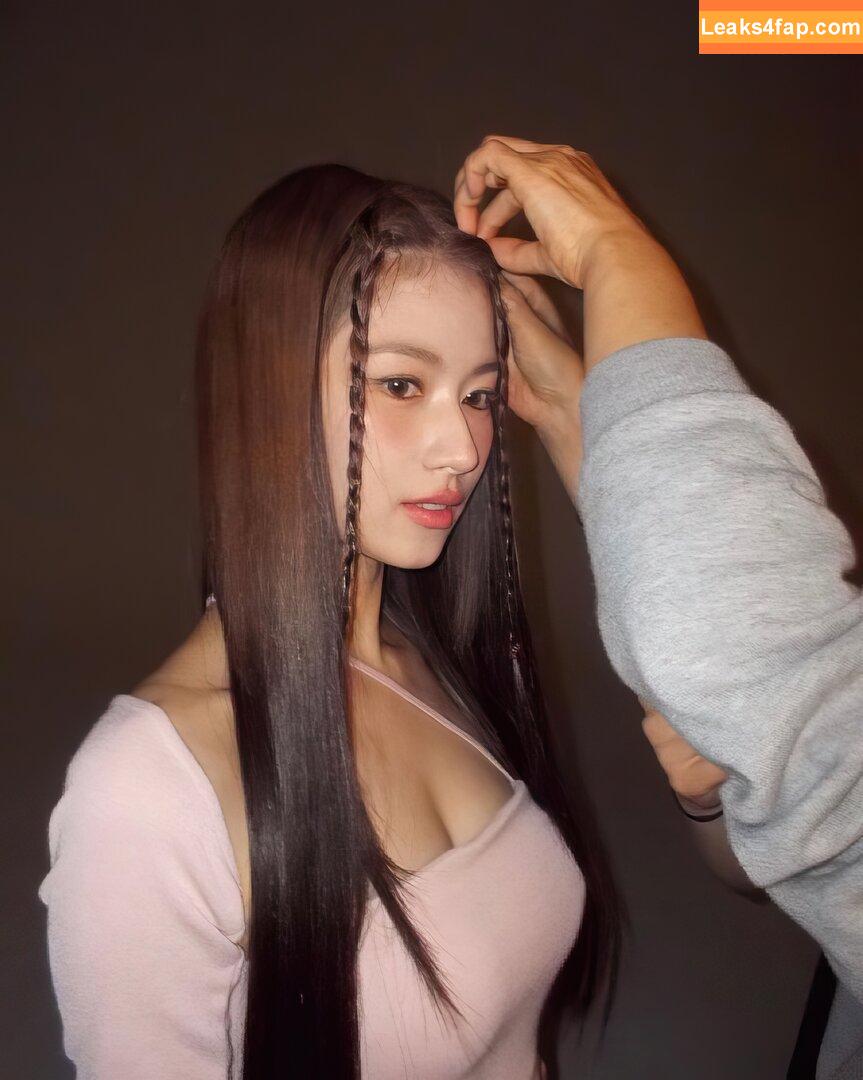 WomenK-pop /  leaked photo photo #0635
