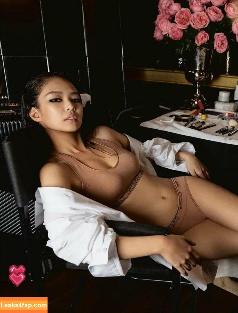 WomenK-pop /  leaked photo photo #0640