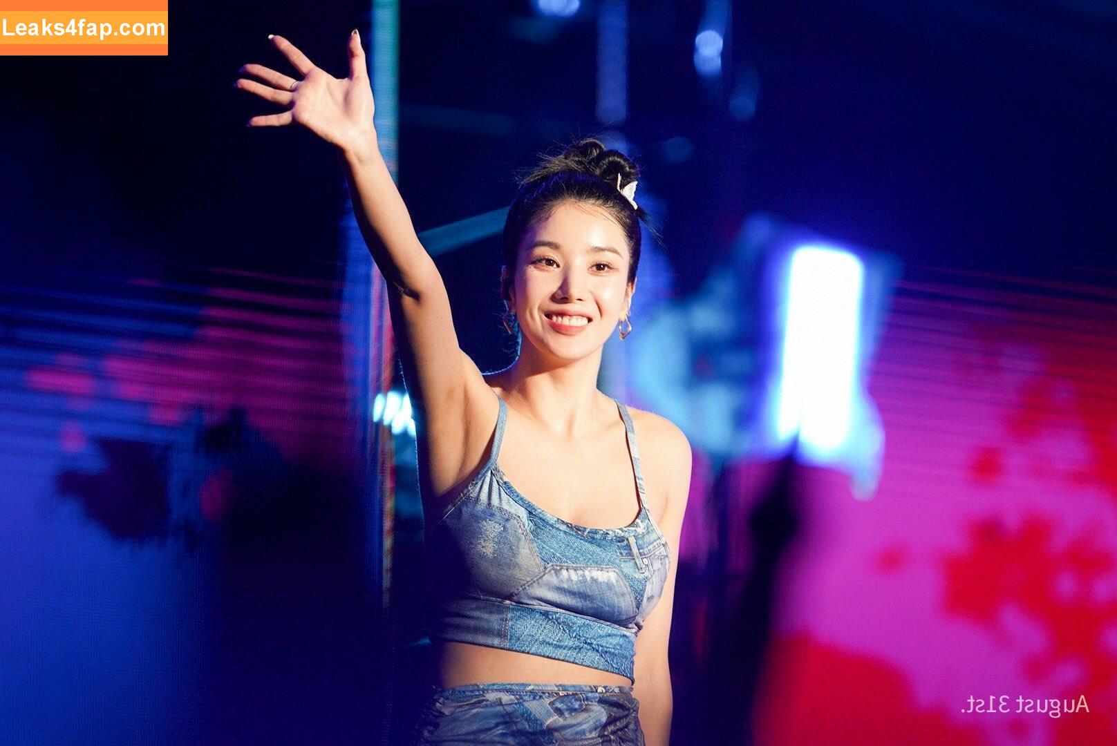 WomenK-pop /  leaked photo photo #0647
