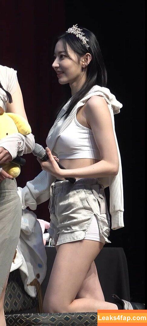 WomenK-pop /  leaked photo photo #0655