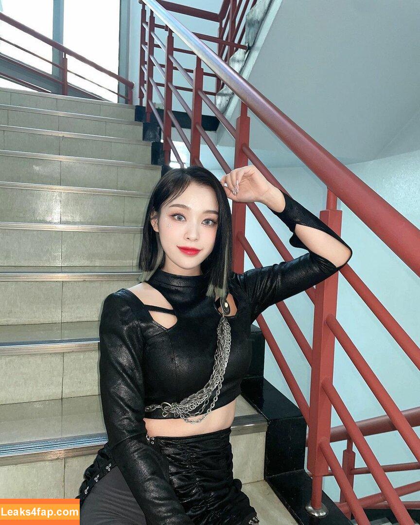 WomenK-pop /  leaked photo photo #0684