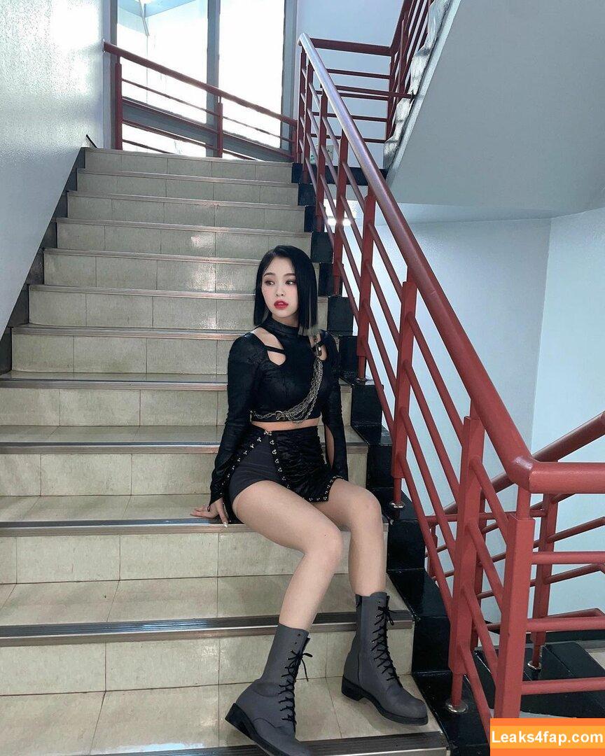 WomenK-pop /  leaked photo photo #0685