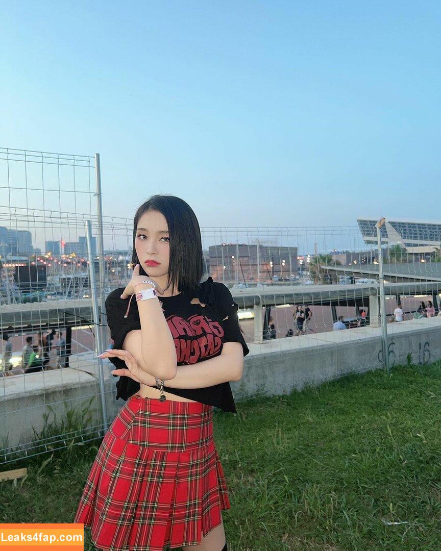 WomenK-pop /  leaked photo photo #0698