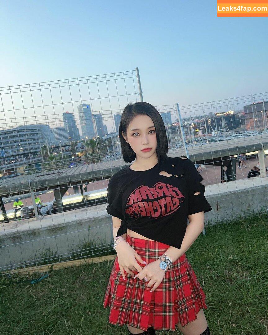 WomenK-pop /  leaked photo photo #0699