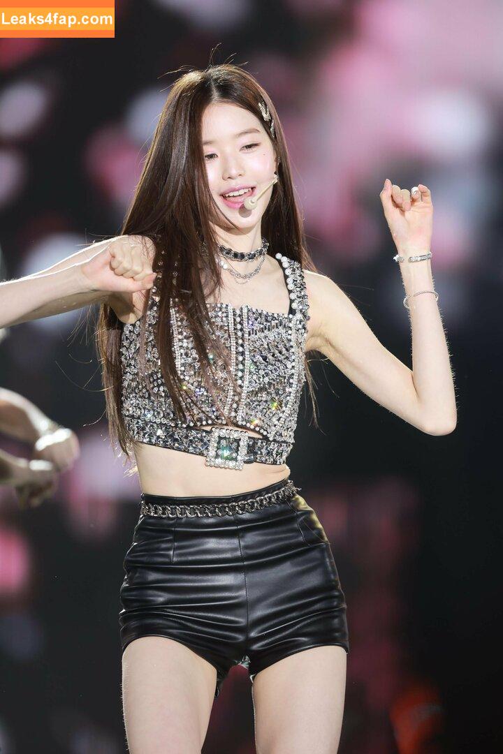 WomenK-pop /  leaked photo photo #0719