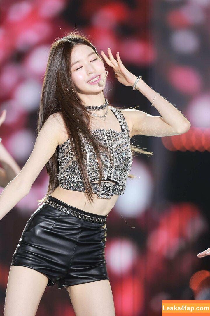 WomenK-pop /  leaked photo photo #0722