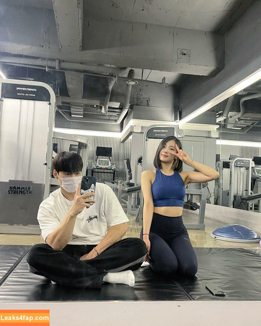 WomenK-pop /  слитое фото фото #0752