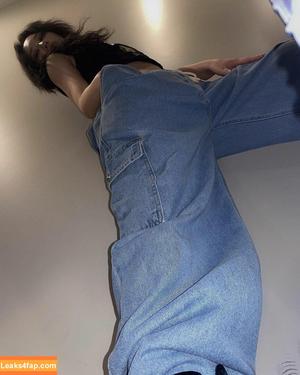 WomenK-pop photo #0034