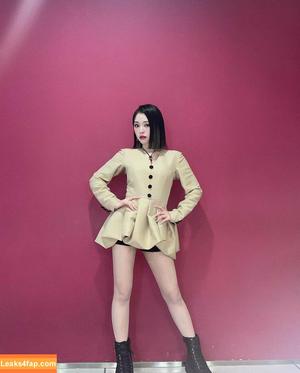 WomenK-pop photo #0054