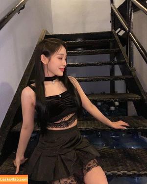 WomenK-pop photo #0068