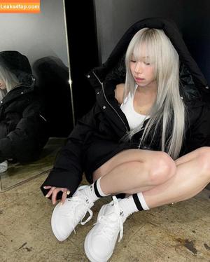 WomenK-pop photo #0148