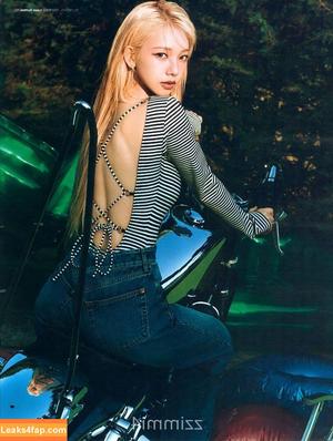 WomenK-pop photo #0249