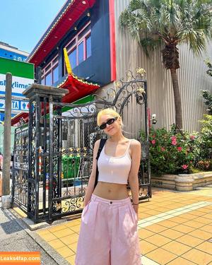 WomenK-pop photo #0338