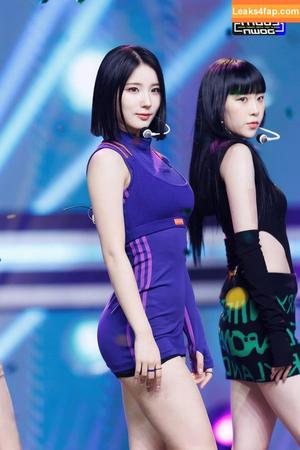 WomenK-pop photo #0349