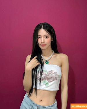 WomenK-pop photo #0382