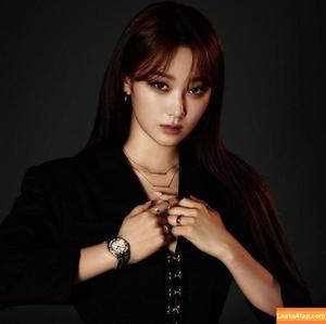 WomenK-pop photo #0406