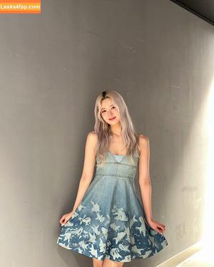 WomenK-pop photo #0420