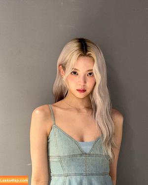 WomenK-pop photo #0421