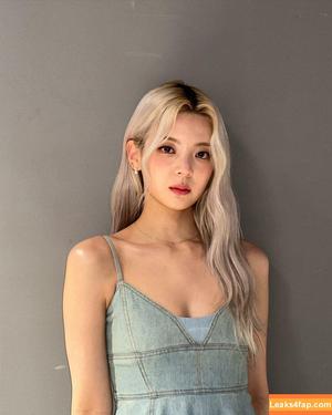 WomenK-pop photo #0422