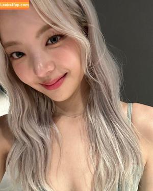 WomenK-pop photo #0425
