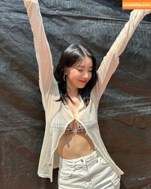 WomenK-pop photo #0464