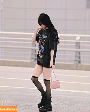 WomenK-pop photo #0469