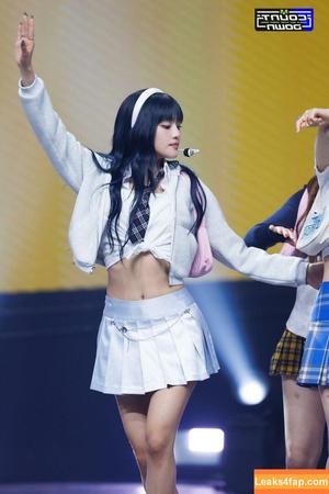 WomenK-pop photo #0494