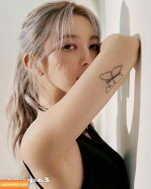 WomenK-pop photo #0542