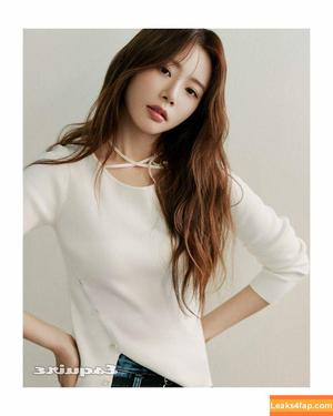WomenK-pop photo #0545