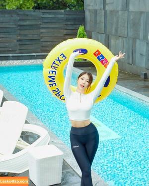 WomenK-pop photo #0579