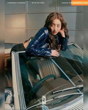 WomenK-pop photo #0618