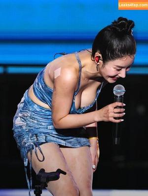 WomenK-pop photo #0644