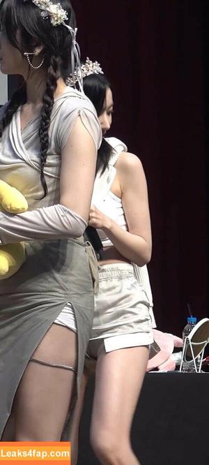 WomenK-pop photo #0649