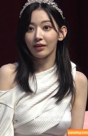 WomenK-pop photo #0657