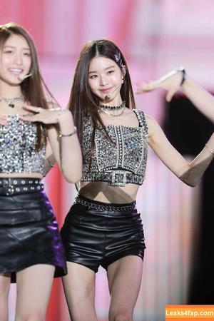 WomenK-pop photo #0717