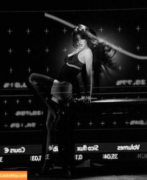WomenK-pop photo #0749