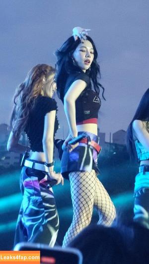 WomenK-pop photo #0767