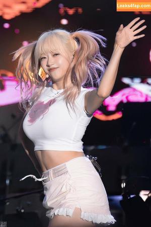 WomenK-pop фото #0930