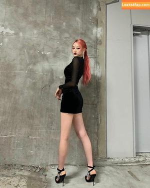 WomenK-pop фото #0998